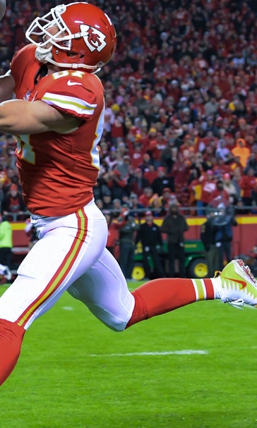 'Freak athlete' Kelce produces WR numbers at TE